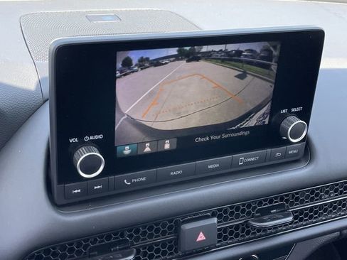 Used 2025 Honda HR-V LX image 17