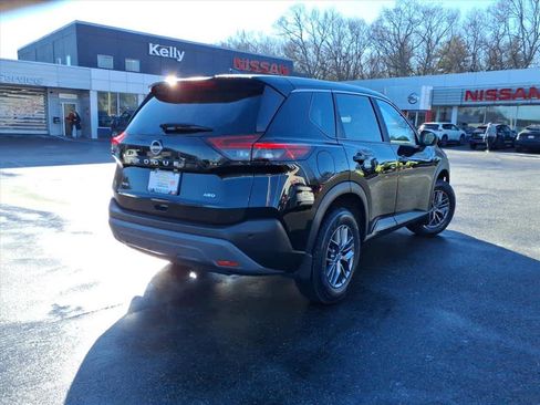 Certified 2023 Nissan Rogue S image 5