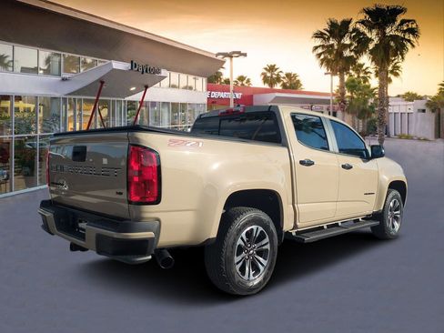 Used 2022 Chevrolet Colorado Z71 image 3