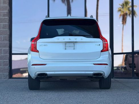 Used 2016 Volvo XC90 T6 Momentum w/ Momentum Plus Package AWD/4WD image 12