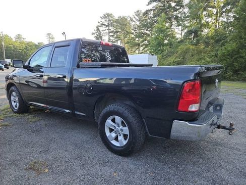 Used 2017 RAM 1500 Classic SLT RWD image 10