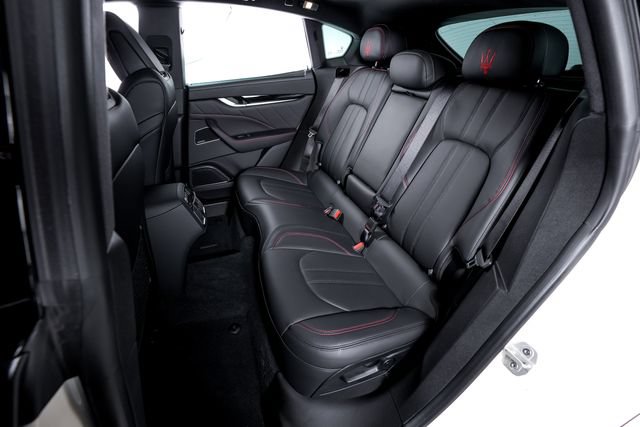 Used 2024 Maserati Levante GT Ultima AWD/4WD image 22