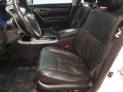 Used 2013 Nissan Altima 3.5 SL w/ Technology Pkg image 10