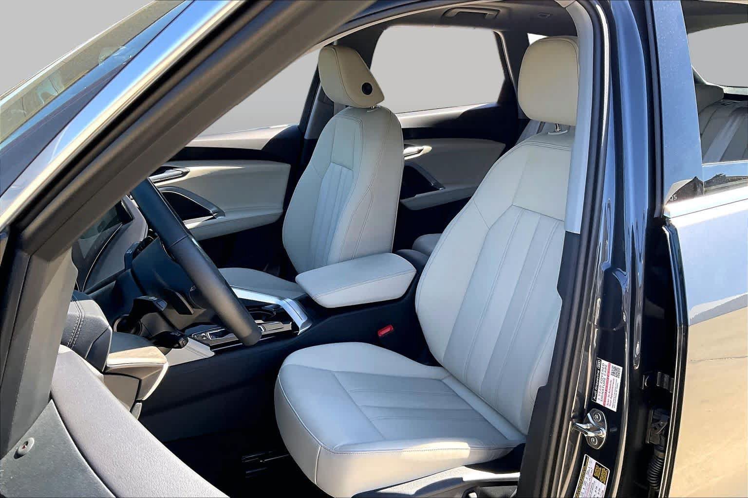 Used 2026 Audi Q5 Premium w/ Premium Plus AWD/4WD image 8