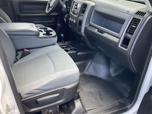 Used 2013 RAM 2500 Tradesman w/ Chrome Appearance Group AWD/4WD image 22