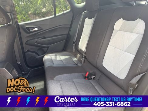 Used 2024 Chevrolet Trax RS w/ Sunroof Package FWD image 25