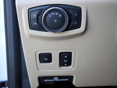 Used 2019 Ford F350 Lariat w/ Lariat Ultimate Package image 23