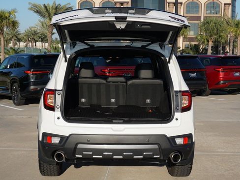 Used 2024 Honda Passport TrailSport image 35