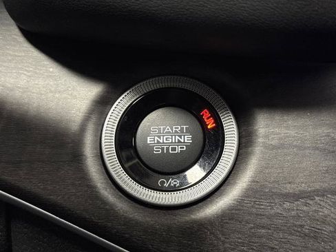 Used 2022 Jeep Grand Cherokee Limited 4xe image 28