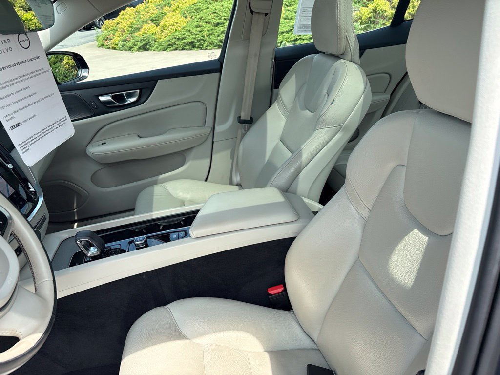 Certified 2023 Volvo S60 B5 Plus w/ Climate Package FWD image 17