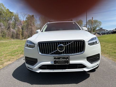 Used 2022 Volvo XC90 T6 Momentum w/ Advanced Package image 4