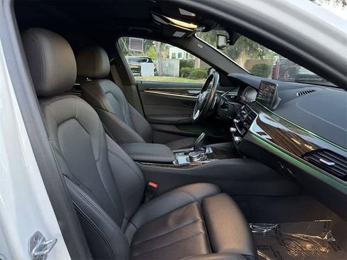 Used 2020 BMW 530i image 34