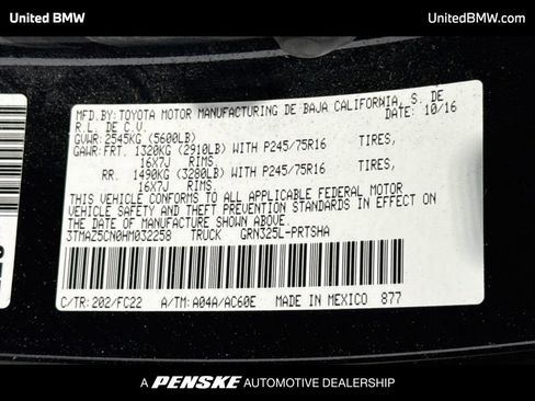 Used 2017 Toyota Tacoma SR5 w/ Tow Package RWD image 22