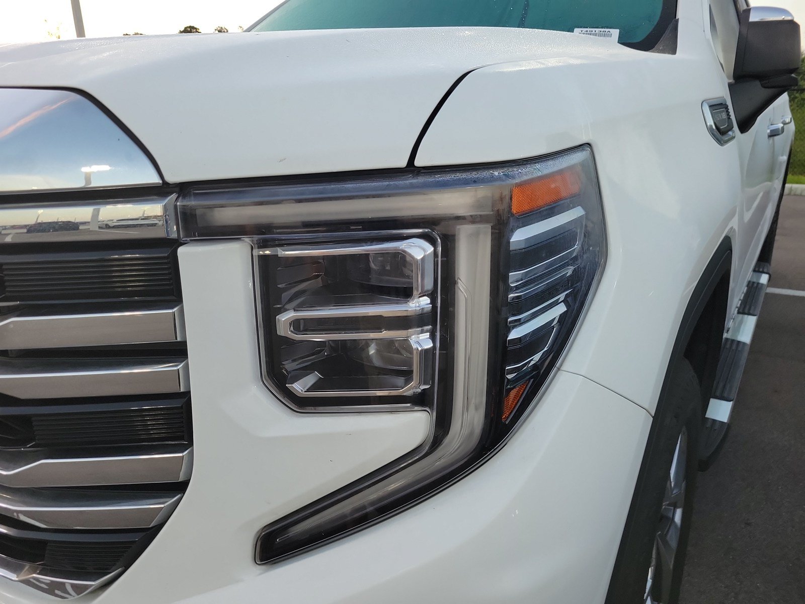 Used 2024 GMC Sierra 1500 SLT w/ SLT Premium Package AWD/4WD image 5