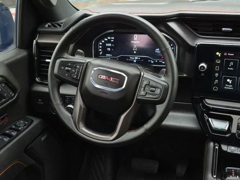 Used 2025 GMC Sierra 1500 AT4 w/ AT4 Premium Package AWD/4WD image 25