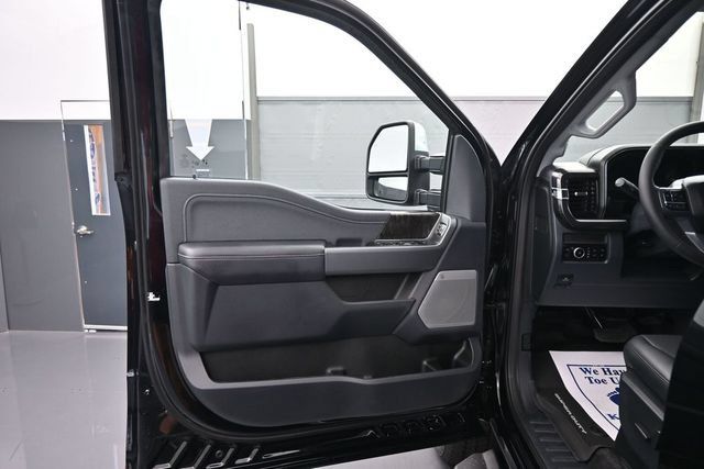 New 2027 Ford F250 Lariat w/ Chrome Package AWD/4WD image 9
