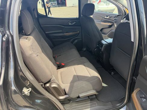Used 2019 GMC Acadia SLE AWD/4WD image 14