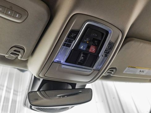 Used 2021 RAM 1500 Laramie image 22