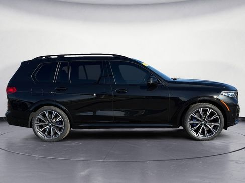 Used 2022 BMW X7 M50i image 15