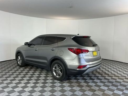 Used 2018 Hyundai Santa Fe Sport image 7