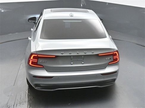 Certified 2024 Volvo S60 B5 Core image 45