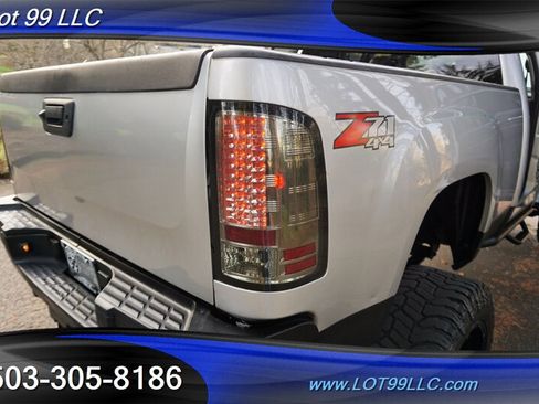 Used 2014 GMC Sierra 2500 SLT w/ SLT Convenience Package AWD/4WD image 30