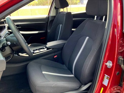 Used 2023 Hyundai Sonata SEL w/ Preferred Accessory Package image 8