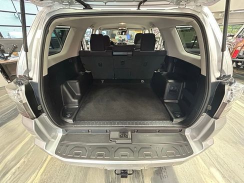 Used 2021 Toyota 4Runner SR5 image 49
