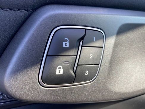 New 2025 Ford Ranger Raptor image 36