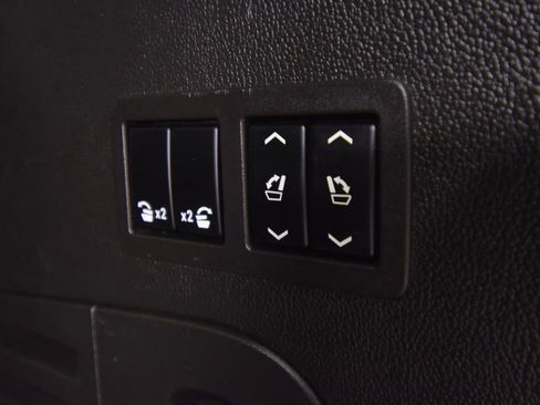 Used 2016 Chevrolet Tahoe LTZ image 27