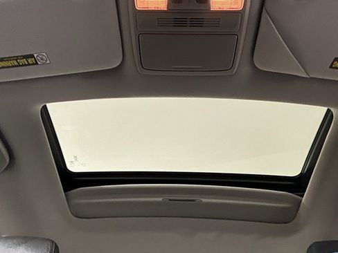 Used 2010 Honda Accord EX-L image 35