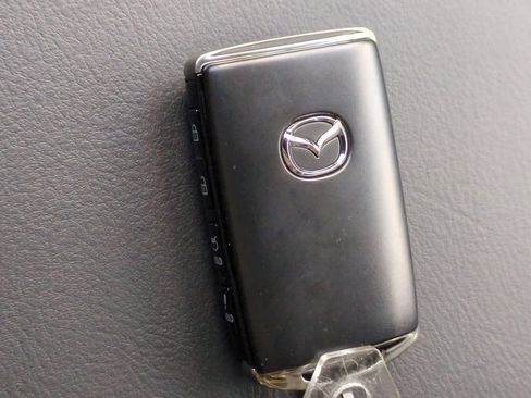 New 2025 MAZDA CX-5 Carbon Edition image 33