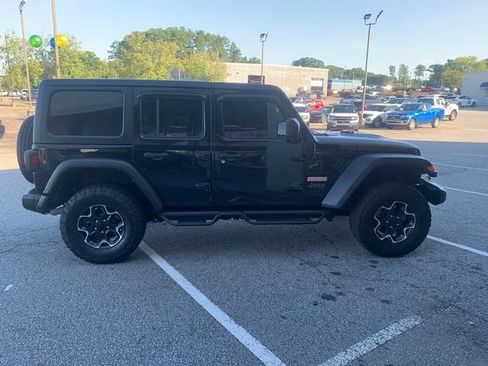 Used 2023 Jeep Wrangler Unlimited Rubicon AWD/4WD image 4