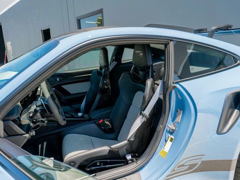 Used 2024 Porsche 911 GT3 RS RWD image 10