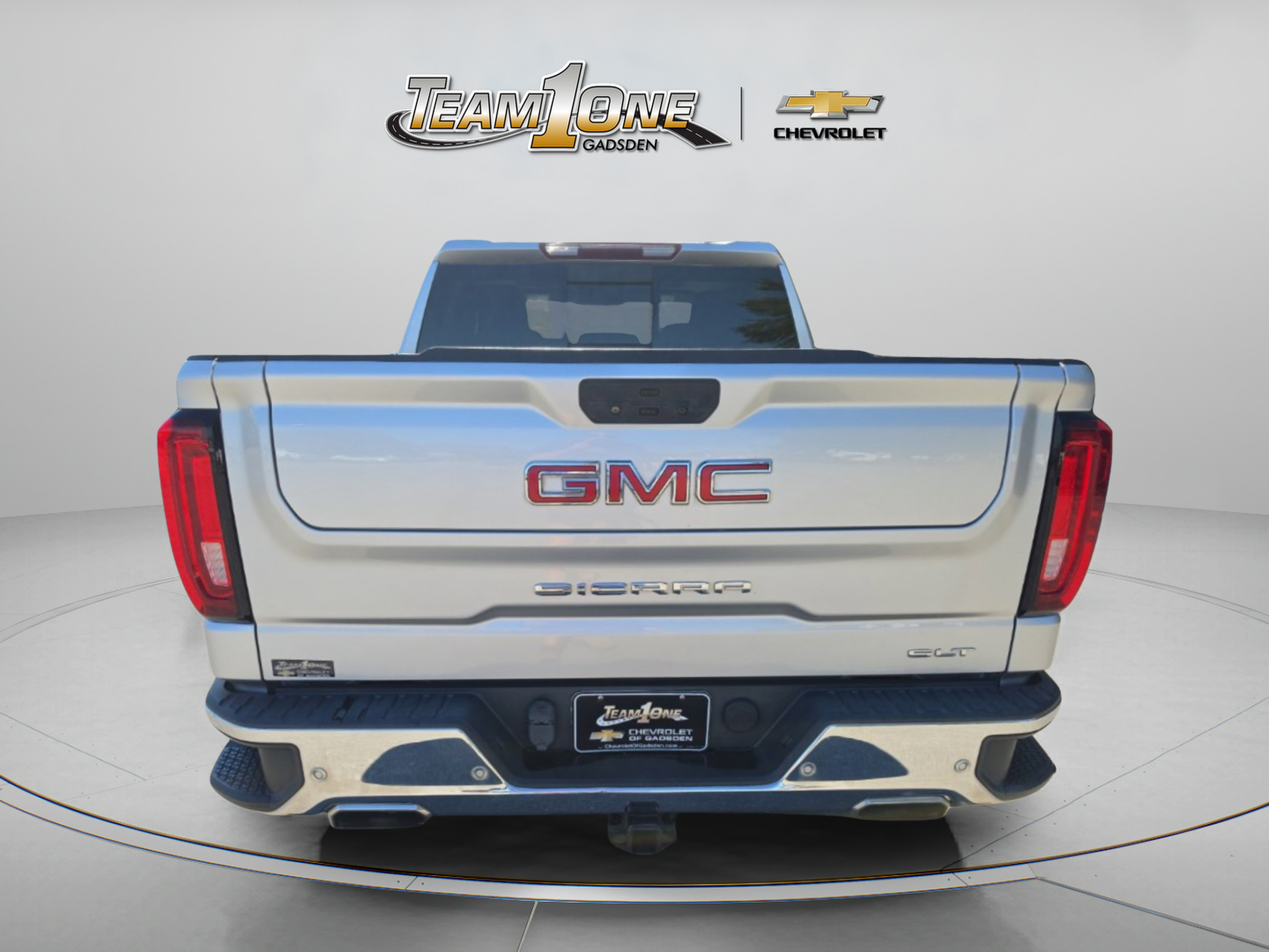Used 2021 GMC Sierra 1500 SLT w/ SLT Premium Plus Package AWD/4WD image 7