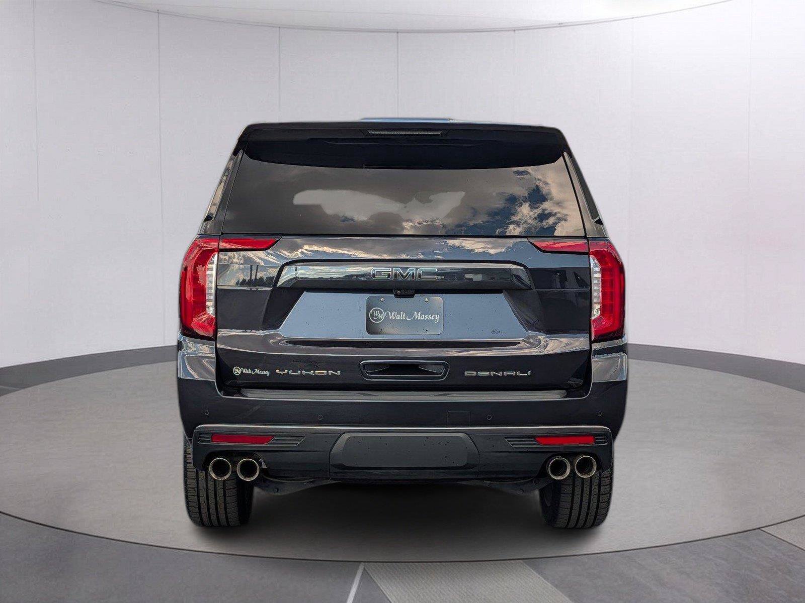 Certified 2023 GMC Yukon XL Denali Ultimate AWD/4WD image 4