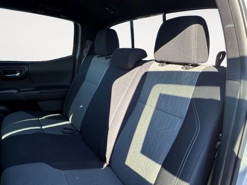 Certified 2020 Toyota Tacoma TRD Sport image 11