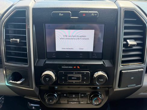 Used 2020 Ford F150 XLT RWD image 16