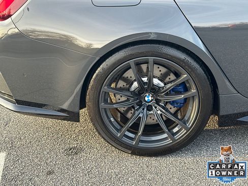 Used 2025 BMW M3 w/ Executive Package image 17