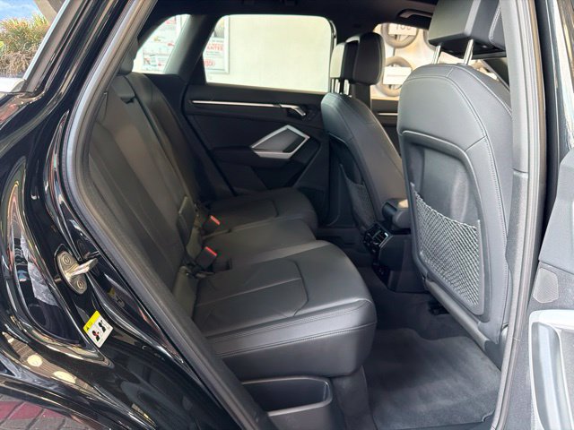 Used 2024 Audi Q3 2.0T Premium w/ Convenience Package AWD/4WD image 20
