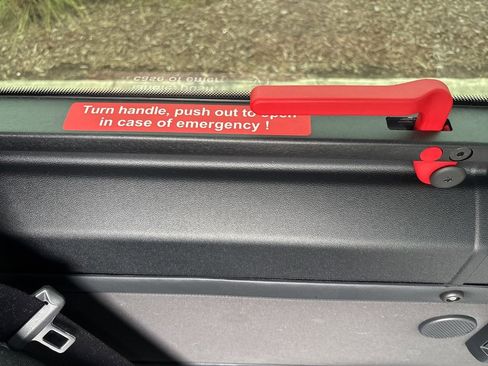 Used 2025 Mercedes-Benz Sprinter 2500 image 23