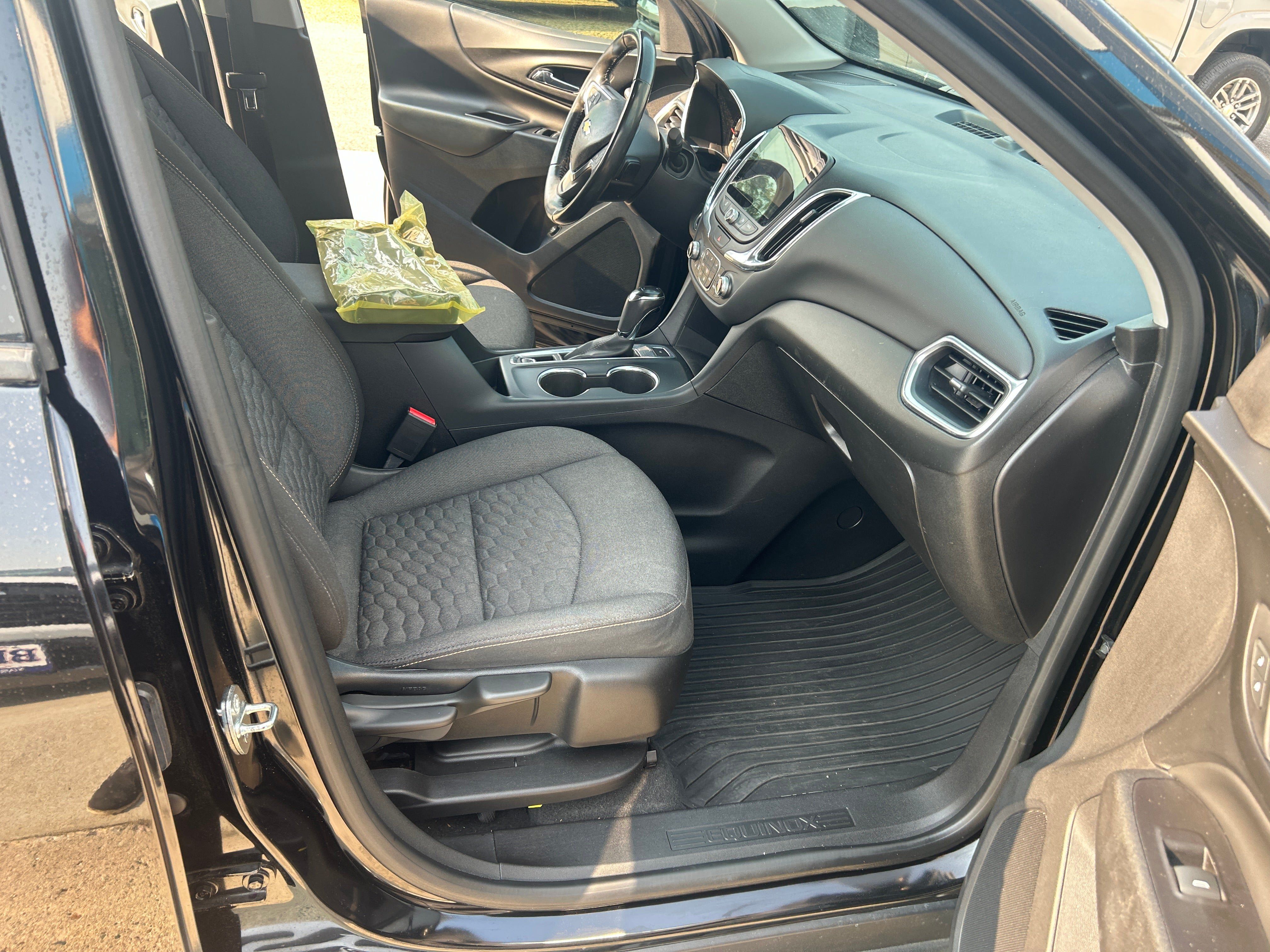 Used 2019 Chevrolet Equinox LT FWD image 26