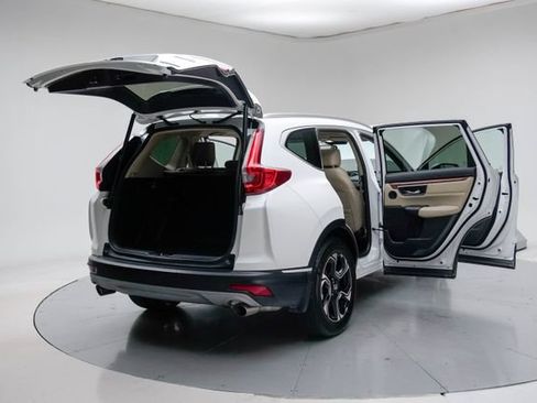 Used 2019 Honda CR-V Touring image 21