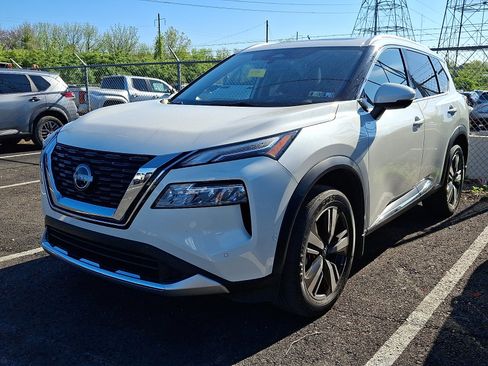 Certified 2023 Nissan Rogue Platinum w/ Platinum Premium Package AWD/4WD image 3