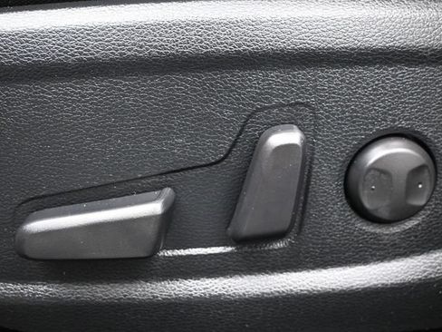 Used 2023 Kia Forte GT-Line w/ GT-Line Premium Package FWD image 12