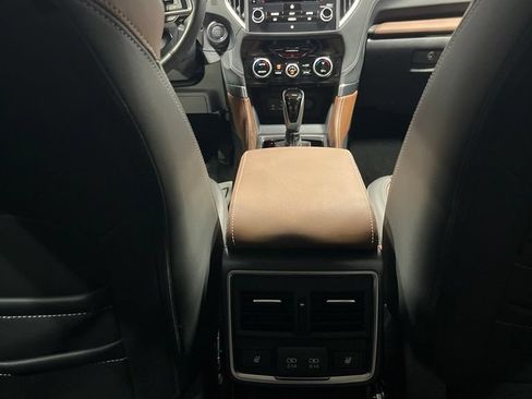 Certified 2022 Subaru Forester Touring AWD/4WD image 38