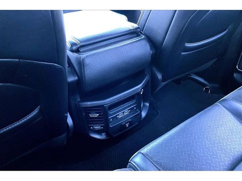 Used 2023 RAM 1500 Laramie AWD/4WD image 33