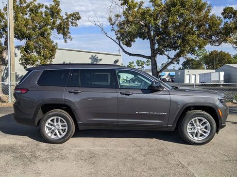 New 2025 Jeep Grand Cherokee L Laredo w/ Luxury Tech Group I image 3