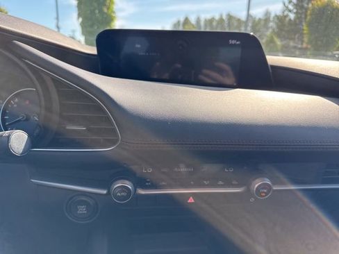 Used 2024 MAZDA MAZDA3 s FWD image 16