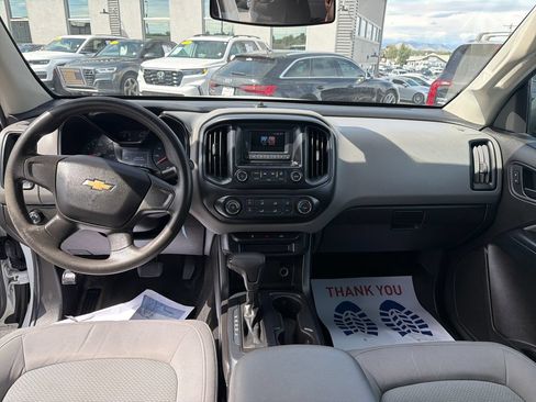 Used 2017 Chevrolet Colorado W/T RWD image 12
